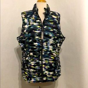 NWT Tangerine black print puffy vest. Size XXL.